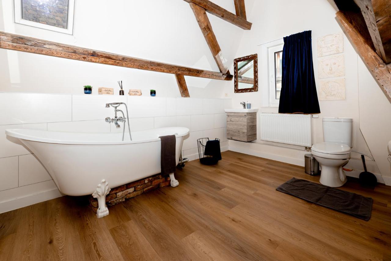 Luxury Rooms แอนต์เวิร์ป ภายนอก รูปภาพ