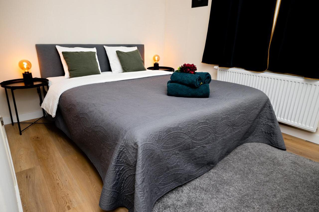 Luxury Rooms แอนต์เวิร์ป ภายนอก รูปภาพ